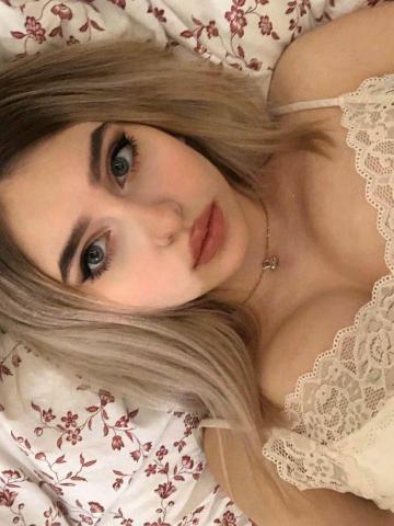 Моника фото 3